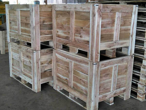  Pallet thùng có thể được làm từ nhiều loại gỗ khác nhau